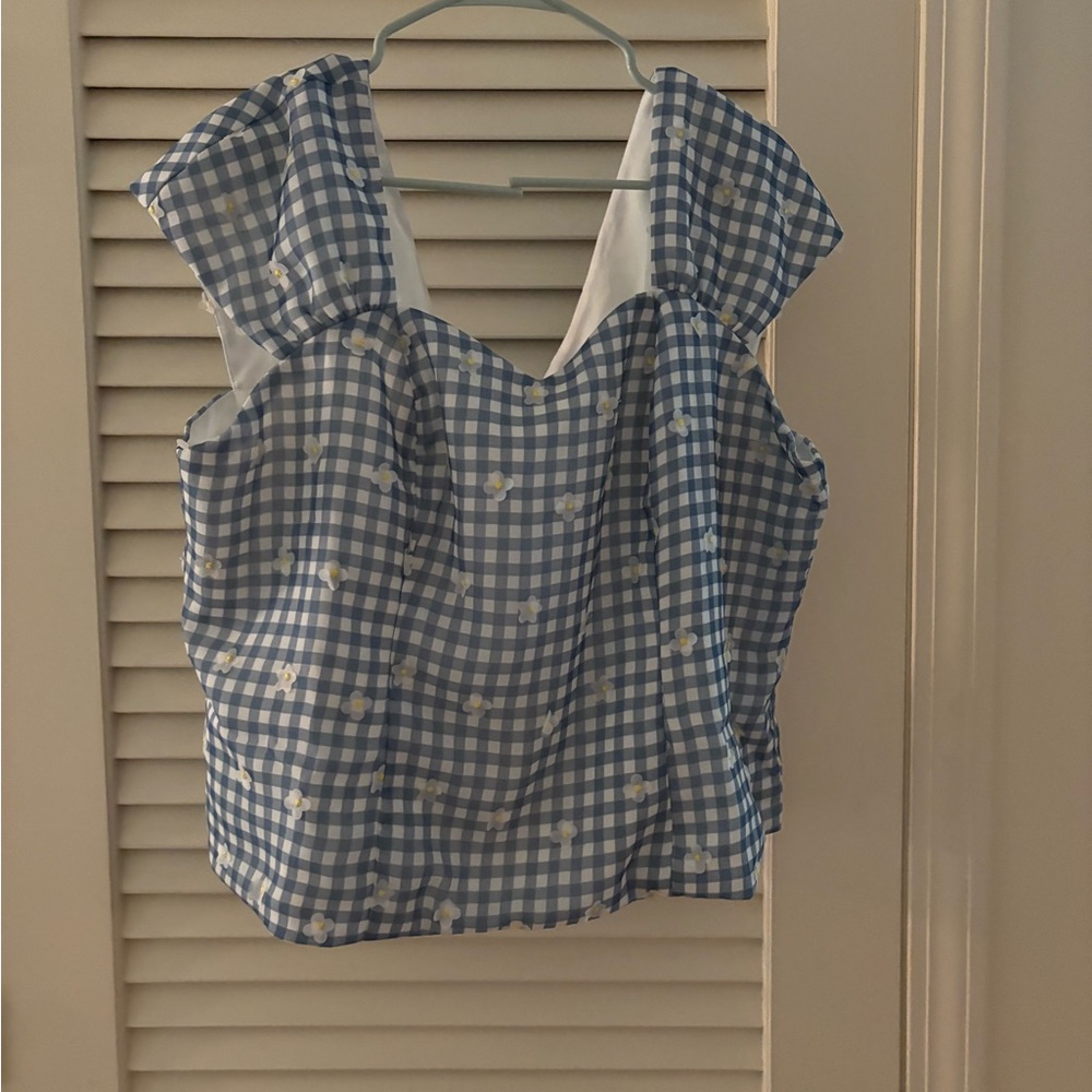 4x Magnolia place blue and white  checked top!
